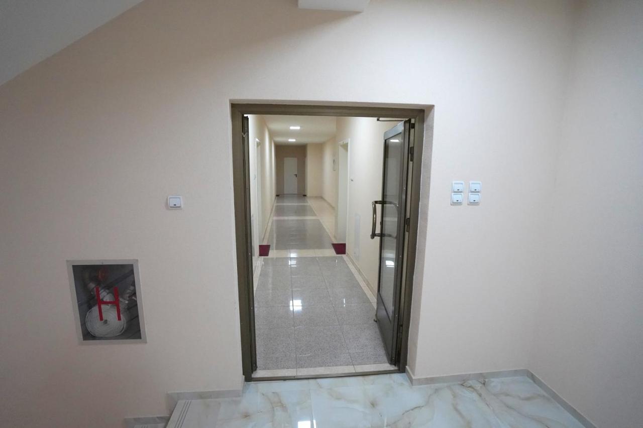 Apartmani Tomic Cladova Exterior foto