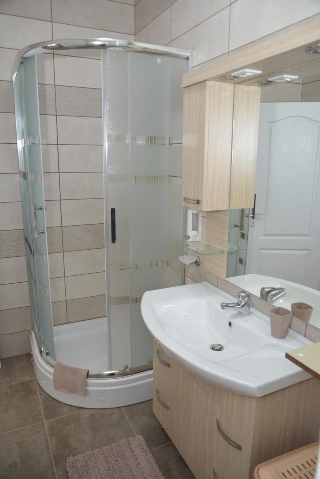 Apartmani Tomic Cladova Exterior foto